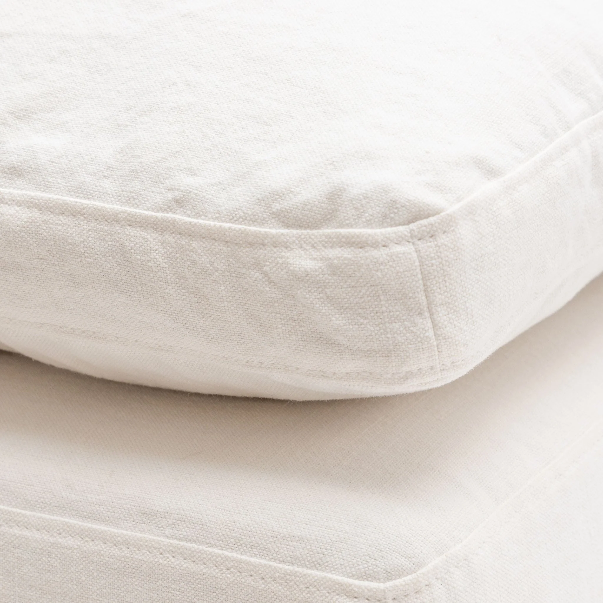Feather Cloud Corner - Off White - Image 7