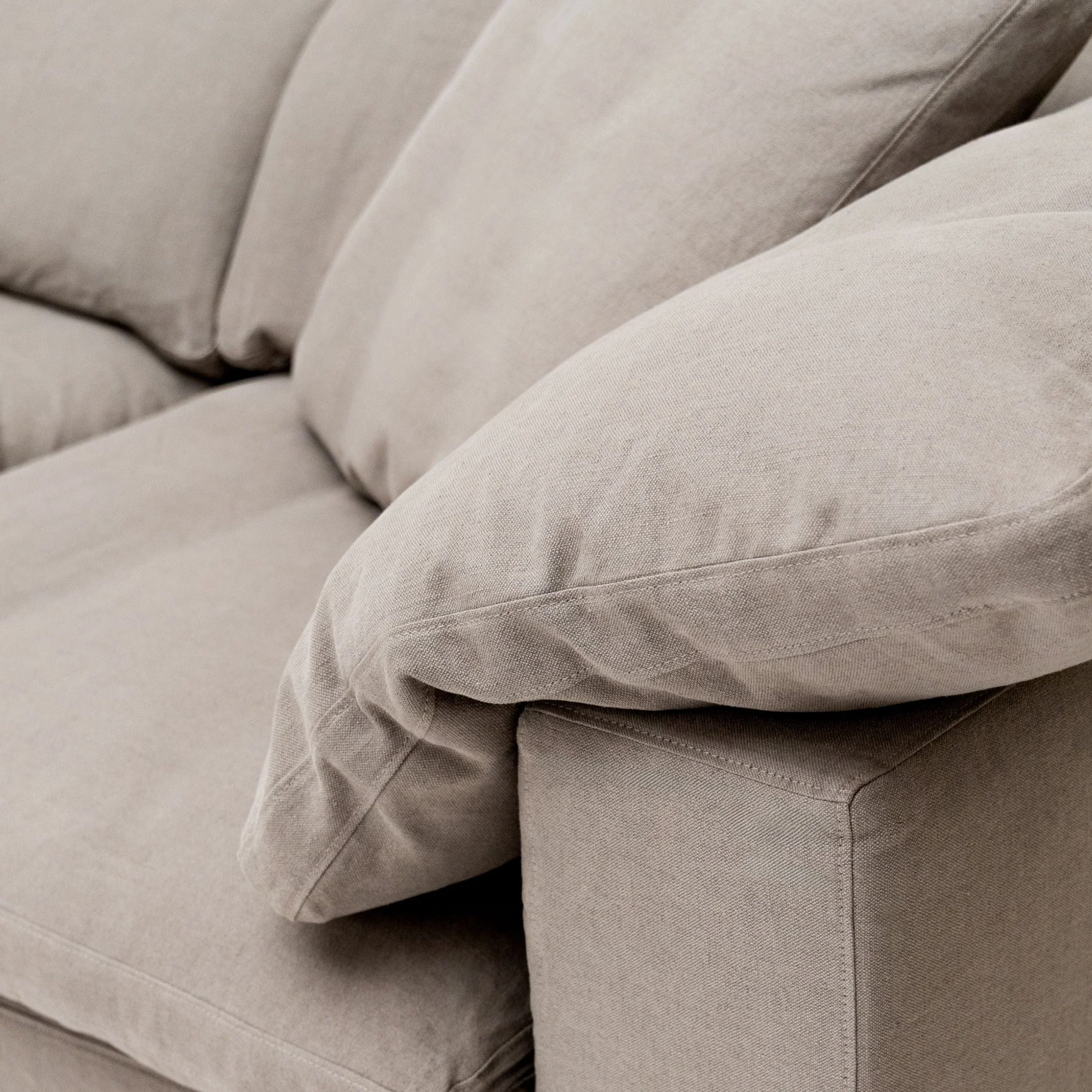 Feather Cloud Daybed Sofa - Mineral - Image 12