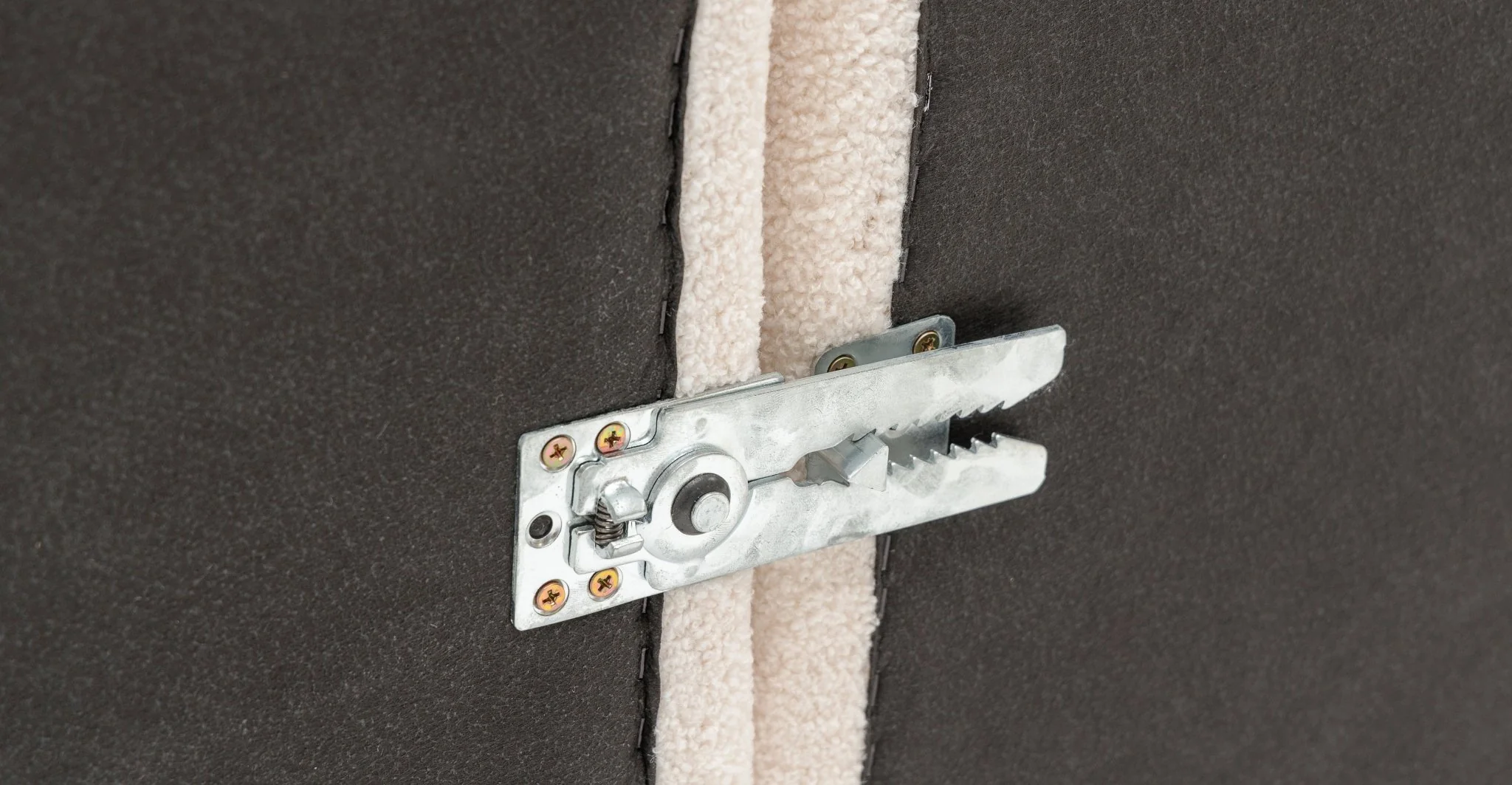 Fitzroy Sofa - Cream - Image 26