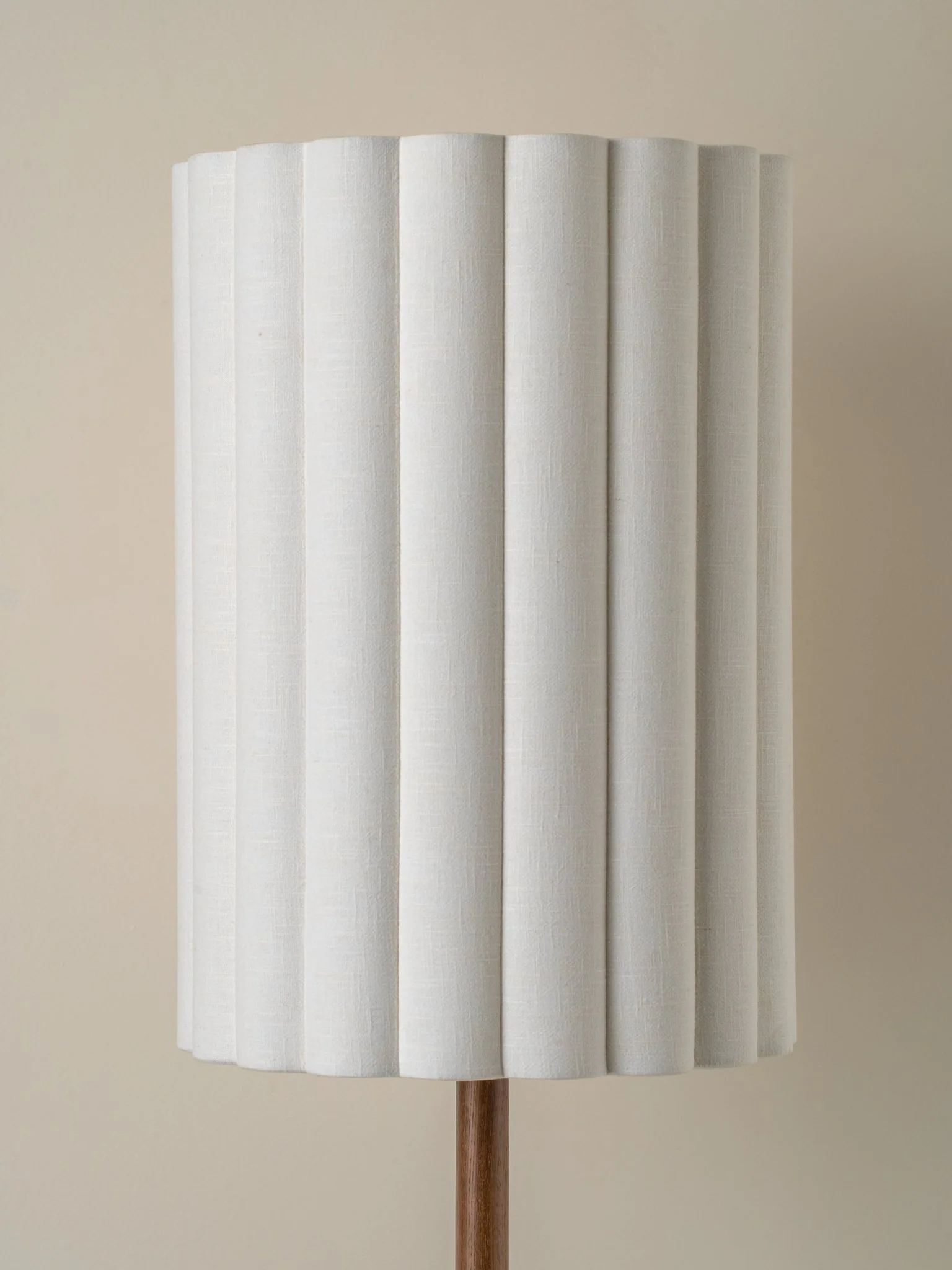 Folia - Walnut Wood And Scalloped Natural Linen Floor Lamp - Image 4