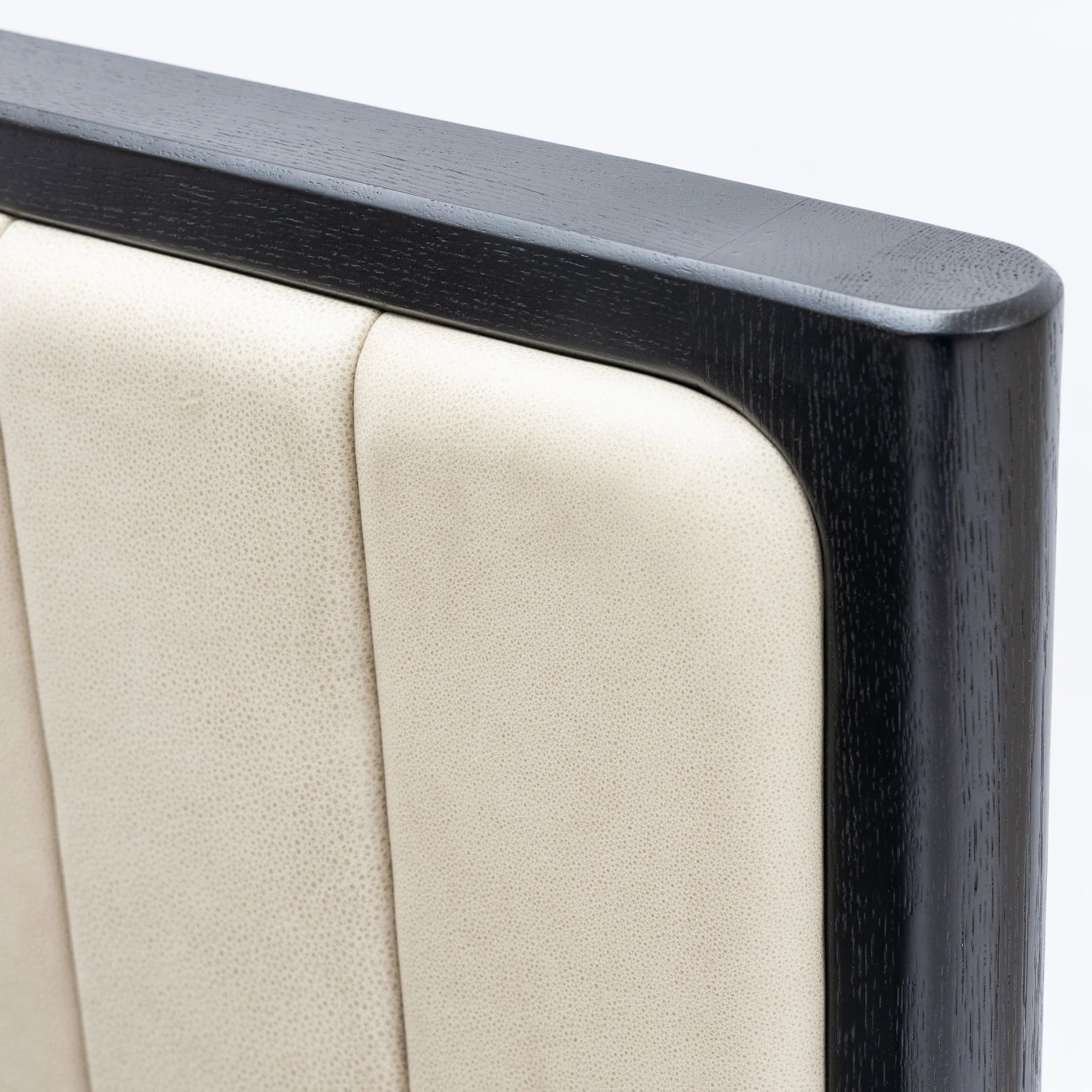 Hover Bed - Black Oak & Limestone Leather - Image 8