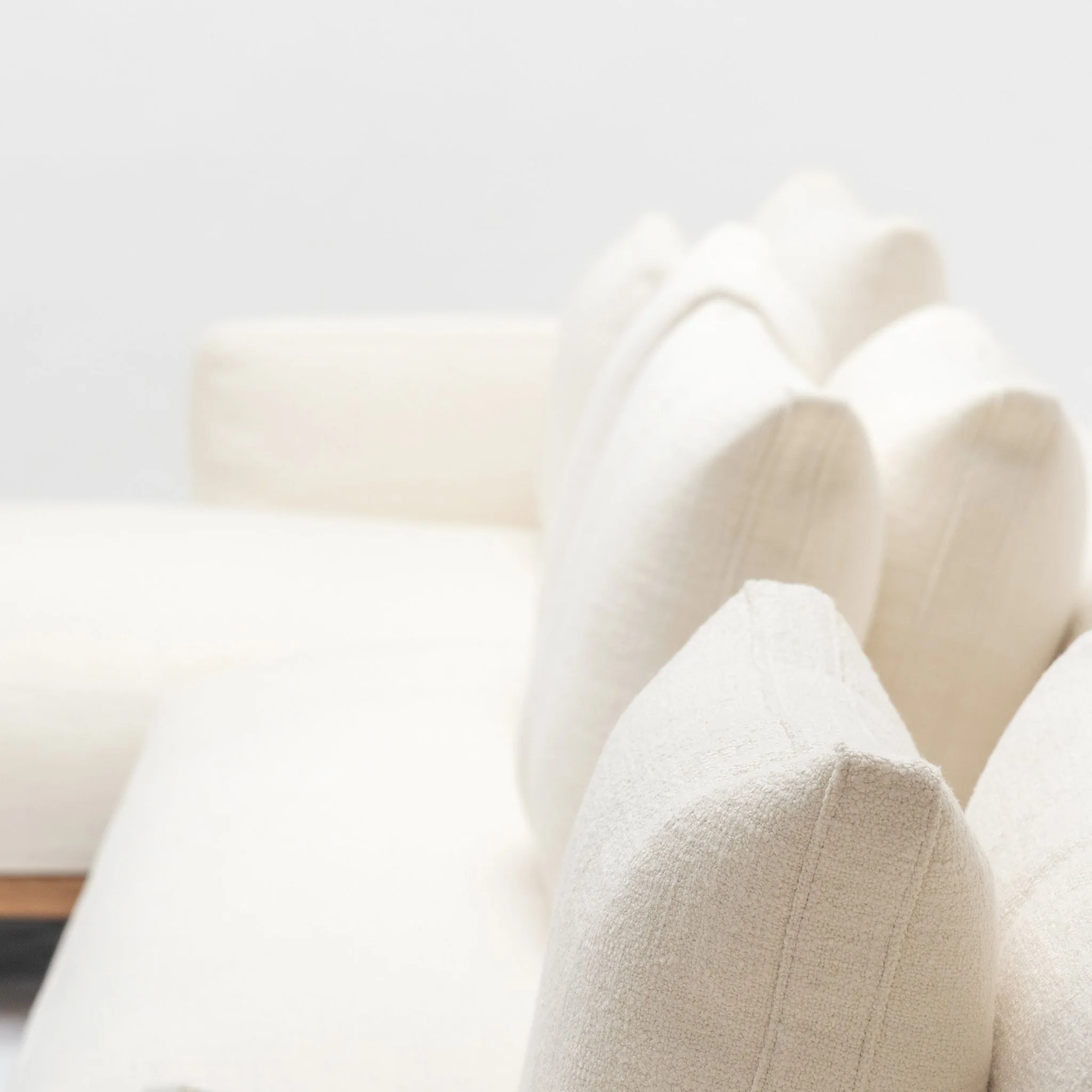 Islet Extra Large L Shaped Sofa - Light Oak & Cobbler Panna Cotta - Image 15