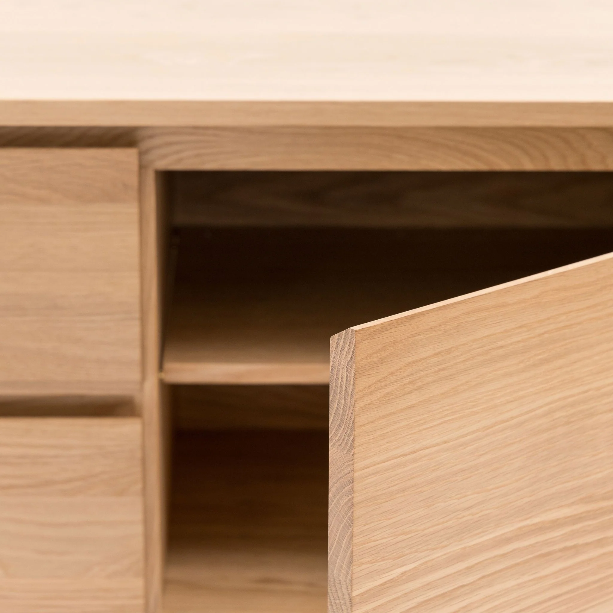 Kami 220 Entertainment Unit - Light Oak - Image 11