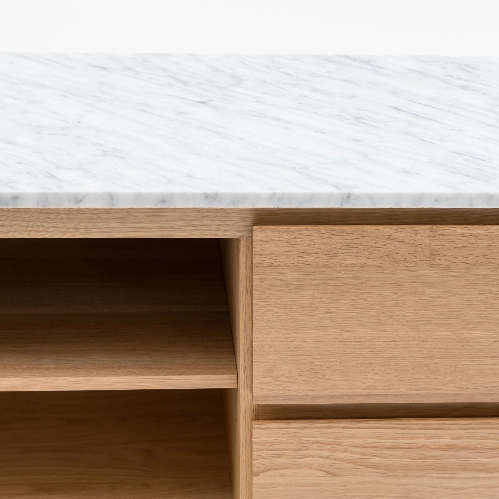 Kami 220 Entertainment Unit - Light Oak & Bianca Carrara - Image 14