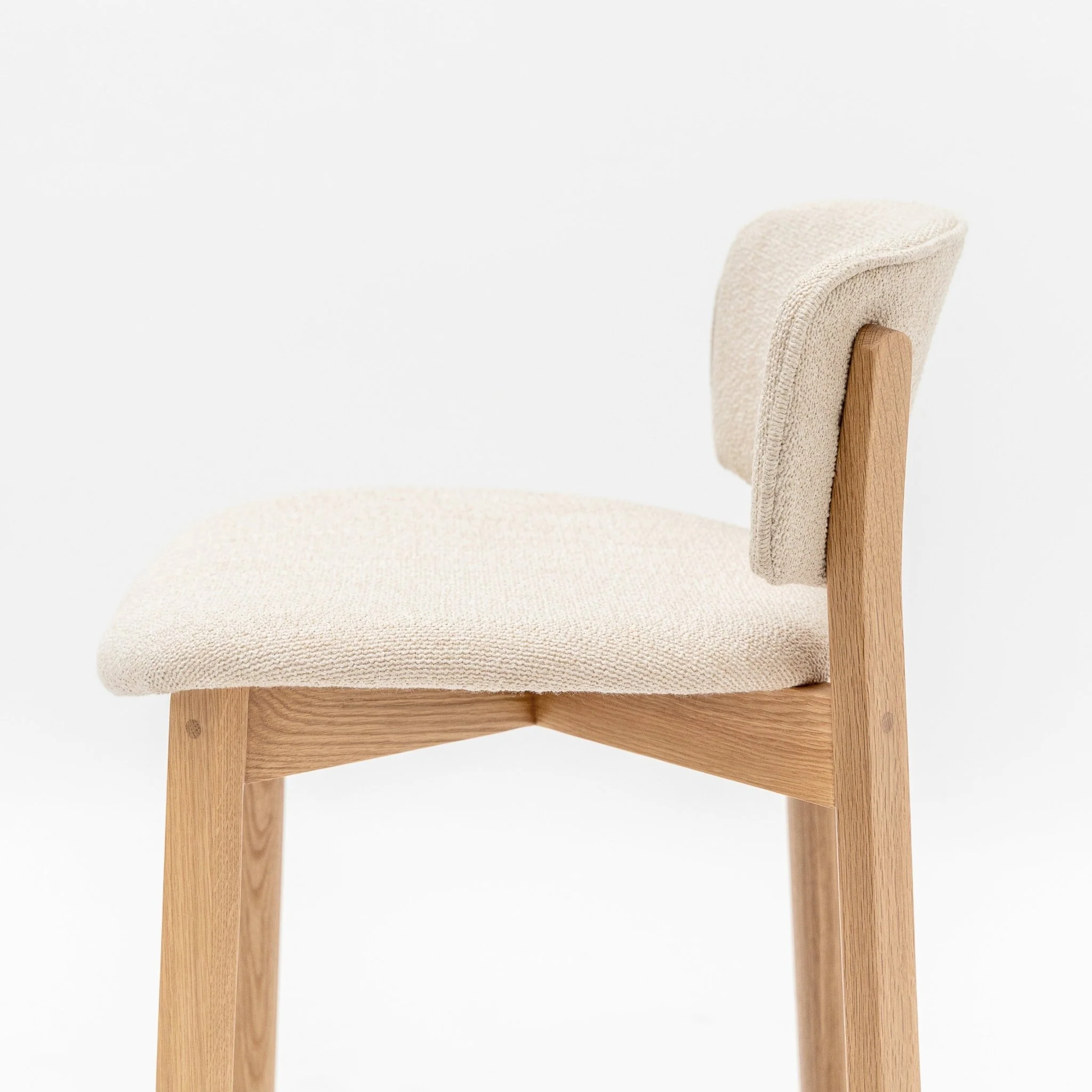 Pinta Counter Chair - Light Oak & Vanilla - Image 7