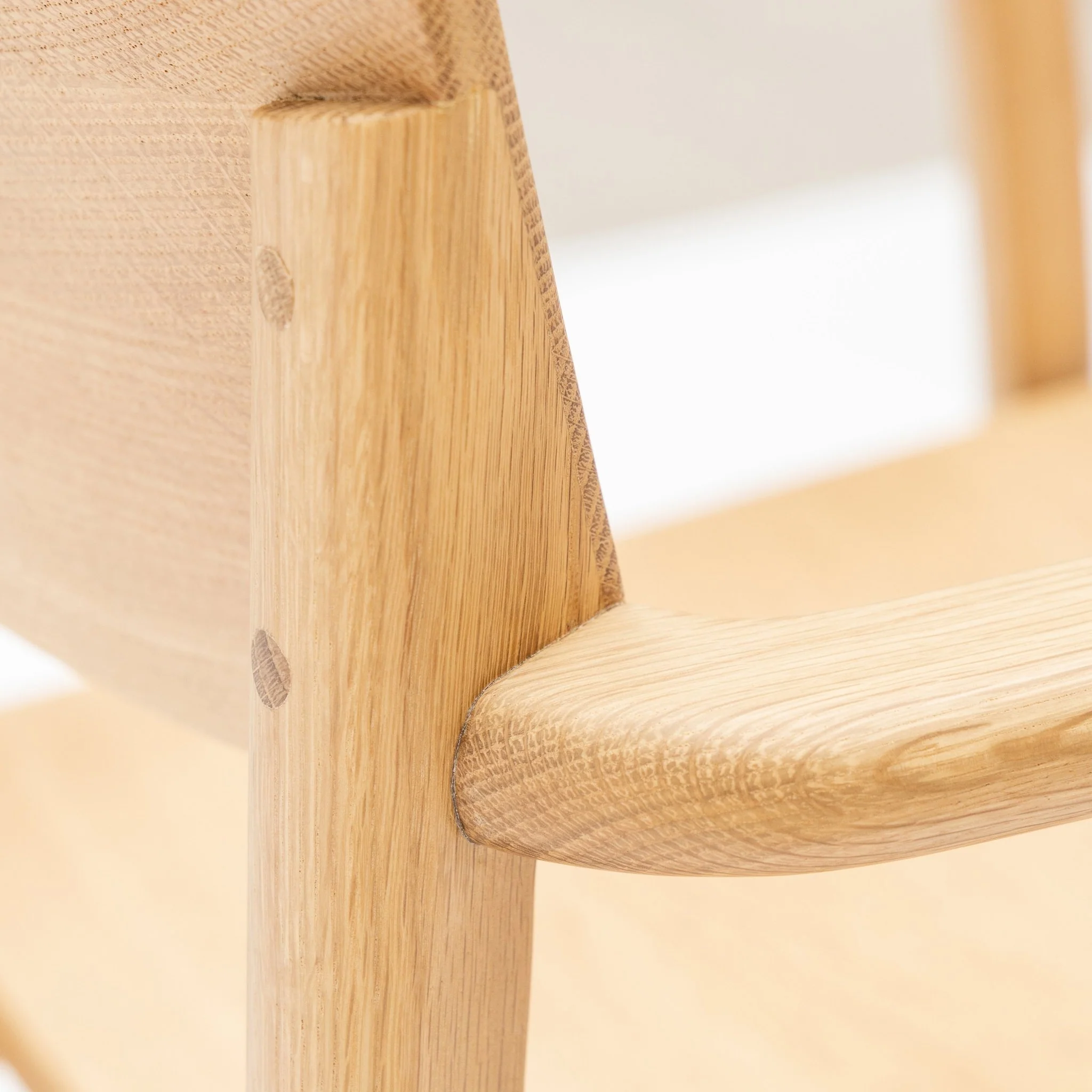 Poise Armchair - Light Oak - Image 11