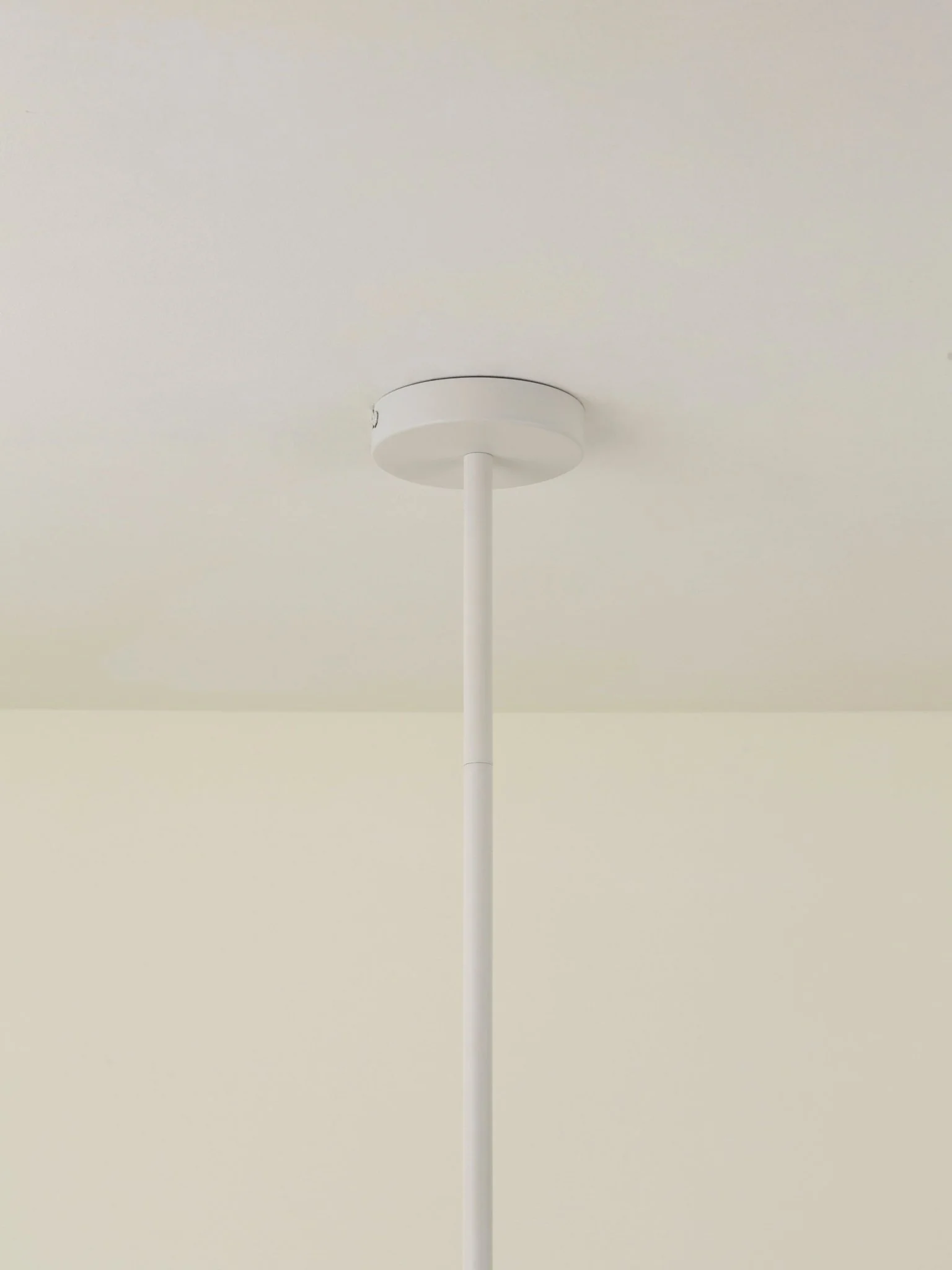 Ruzo - 4 Light Matt Warm White And White Porcelain Ceiling Pendant - Image 3