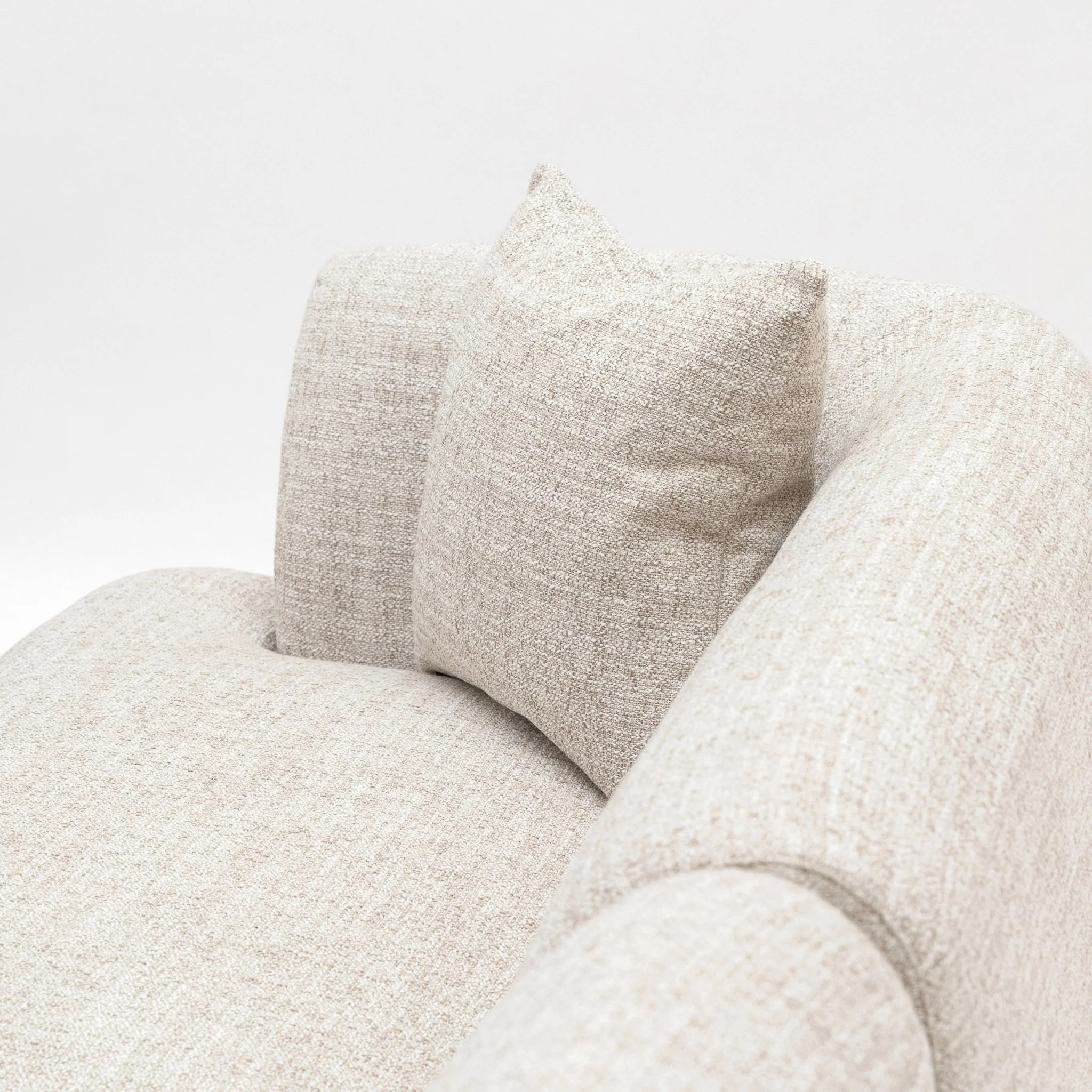 Sandro Sofa - Fog L8 - Image 17