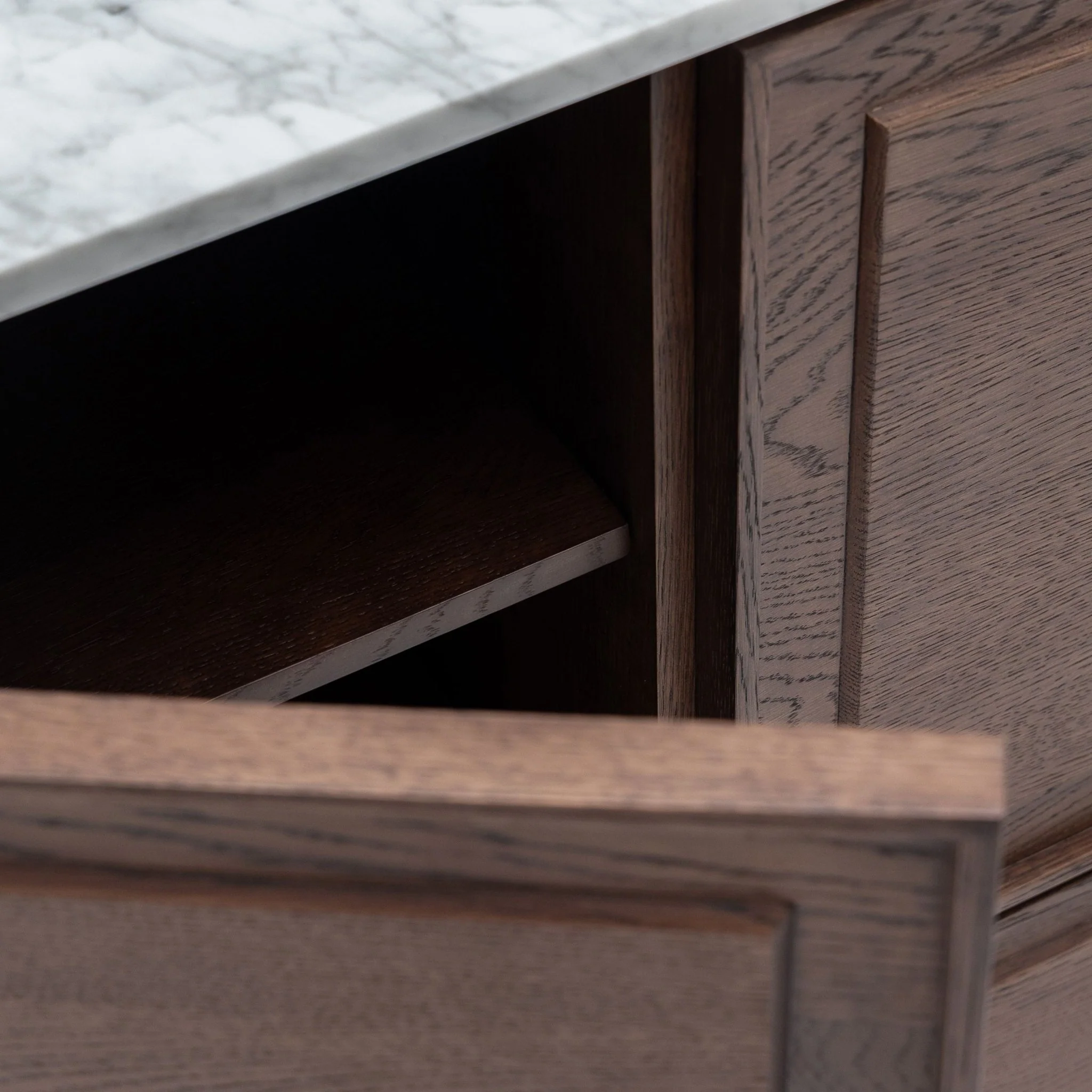 Yorke Highboard - Espresso Oak & Bianca Carrara - Image 17