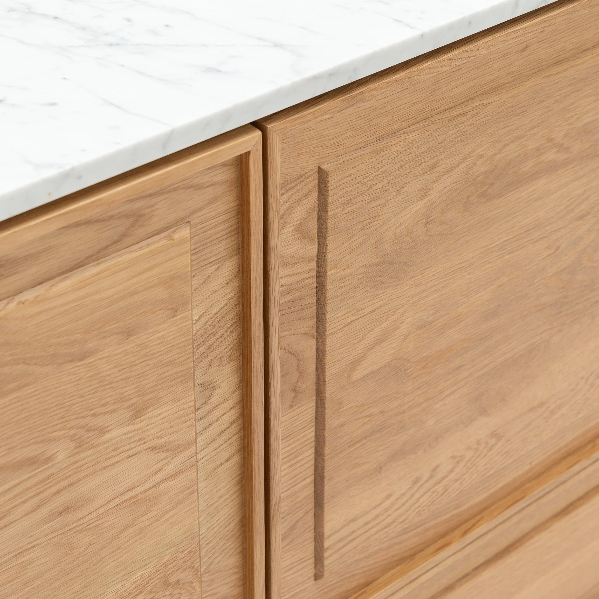 Yorke Highboard - Light Oak & Bianca Carrara - Image 36