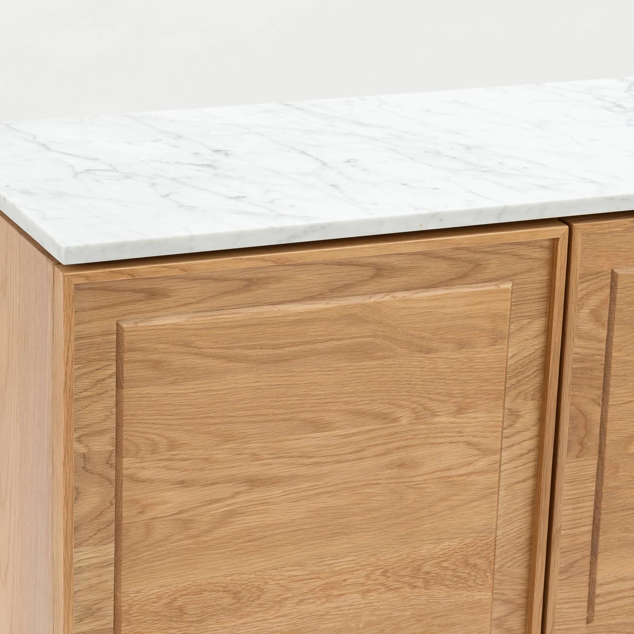 Yorke Highboard - Light Oak & Bianca Carrara - Image 46